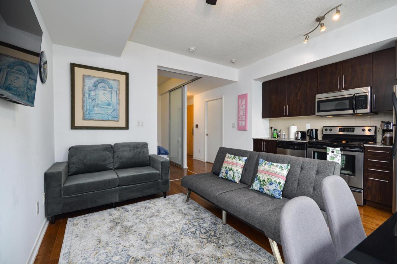 Downtown Toronto Condo Mins From Scotiabank Arena, Tiff, Cn Tower, Union, Mtcc Exterior photo