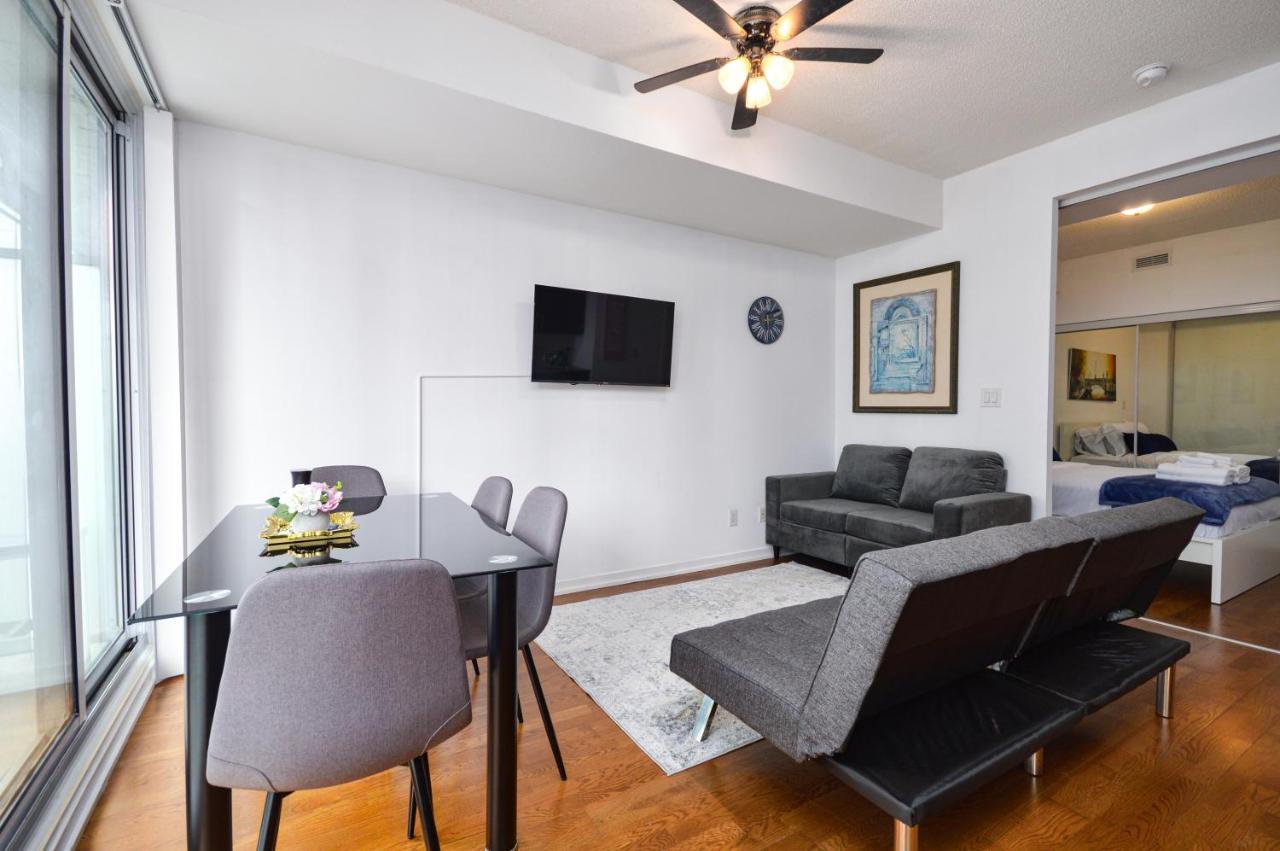 Downtown Toronto Condo Mins From Scotiabank Arena, Tiff, Cn Tower, Union, Mtcc Exterior photo