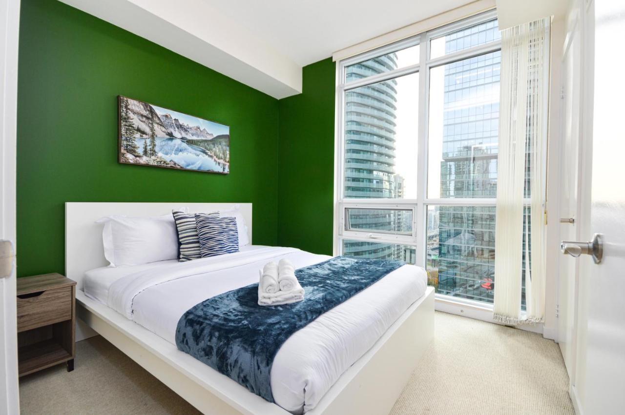 Downtown Toronto Condo Mins From Scotiabank Arena, Tiff, Cn Tower, Union, Mtcc Exterior photo